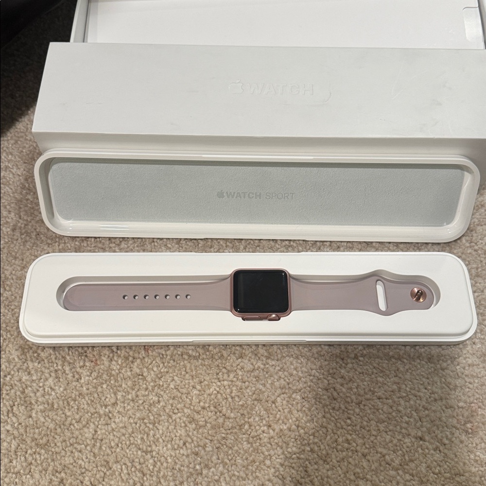 Apple Watch Packaging in White
